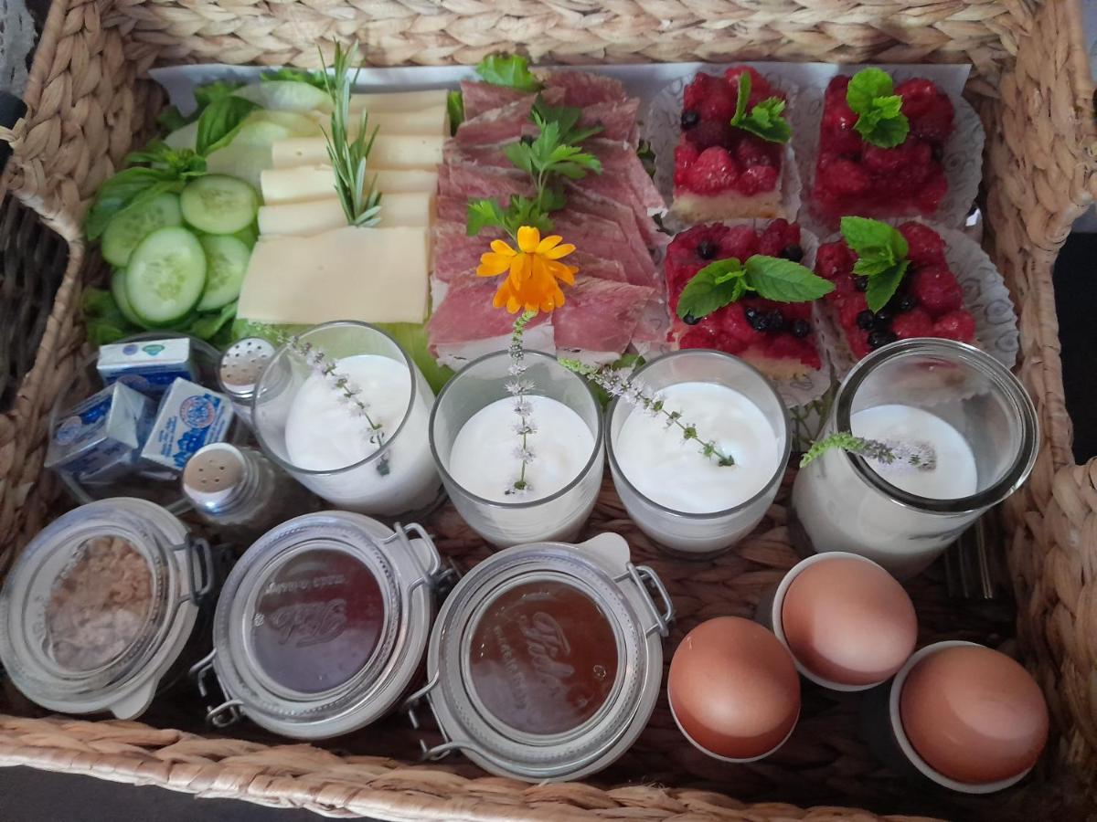 Schweiggerhof -Agriturismo- Farm Holidays Villandro Ngoại thất bức ảnh
