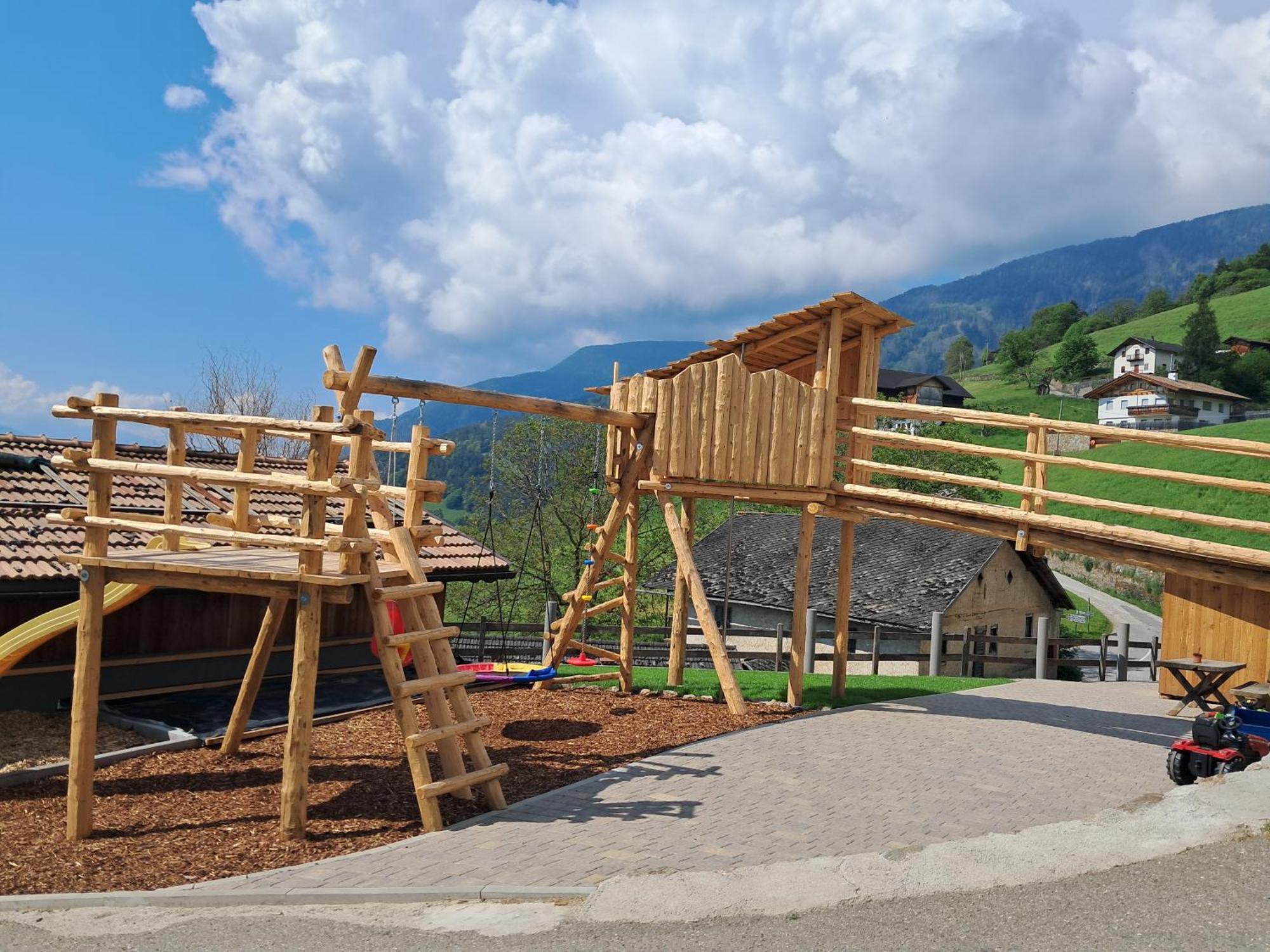 Schweiggerhof -Agriturismo- Farm Holidays Villandro Ngoại thất bức ảnh